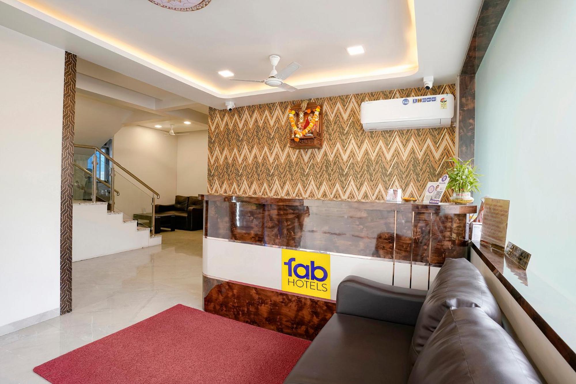 Fabhotel The Mint Mumbai Exterior foto
